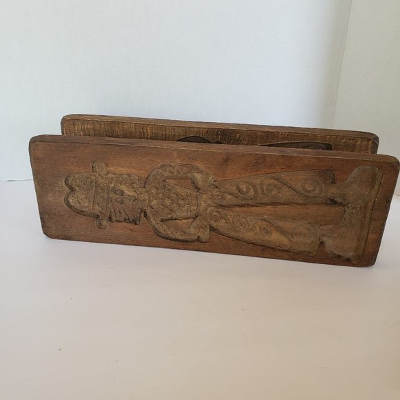 Pair Vintage Hand Carved Wooden Cookie Biscuit Baking Molds Boy and Girl - Picture 7 of 7